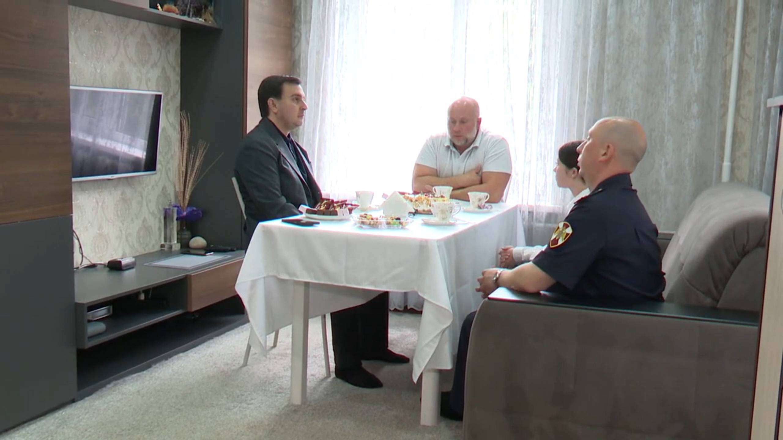 Глава Реутова Филипп Науменко посетил семью участника СВО 25.06.2025