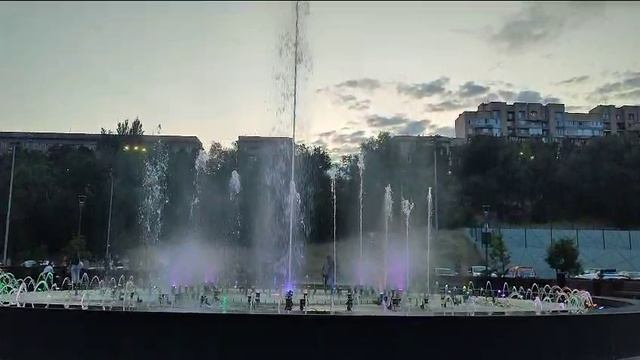 ШИКАРНЫЙ ФОНТАН