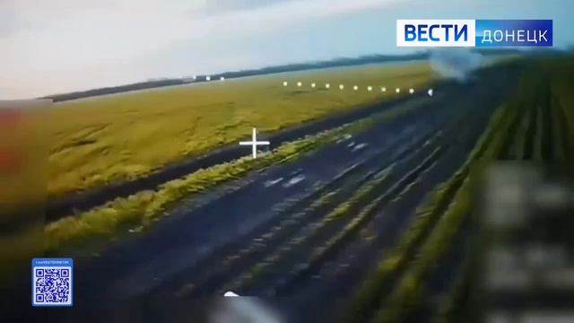 Кадры поражения техники ВСУ дроноводами группировки войск «Центр» на Покровском Красноармейском