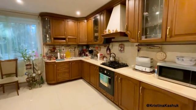 В продаже трех этажный Дом 262м2 в п. Новодарьино РАН, 18 км от Москвы по Рублёво-Успенскому шоссе.