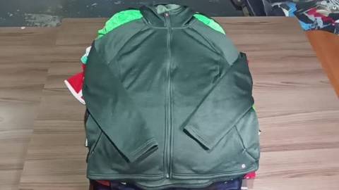 Лот 093 Микс Спорт Италия 1280₽.кг 88 ед. 21,5 кг