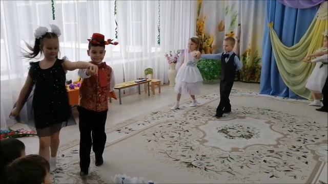 «Цветочная фантазия» Весенний праздник.