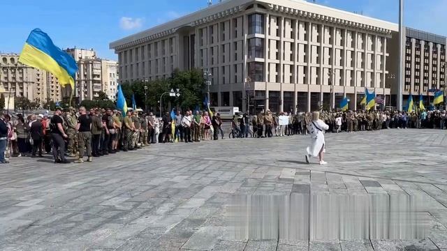 ‼🇺🇦🏴☠⚡Жители Украины вышли на протест на майдане в центре Киева