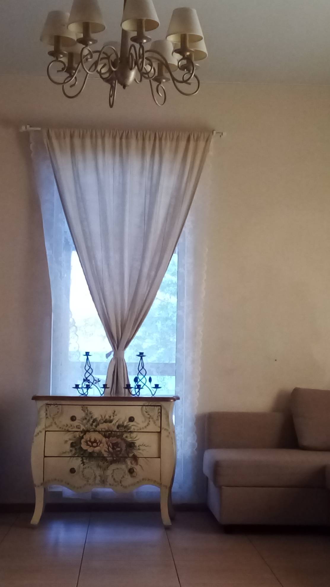 Коттедж 200 м 2 в СНТ Бкрдь