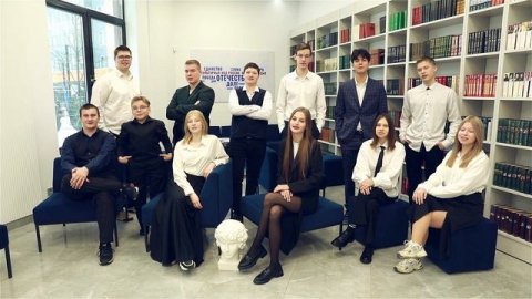 11 класс 142 школа