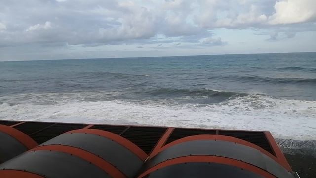 Море волнуется раз...