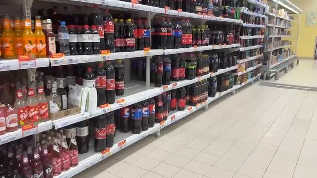 Прогулка по магазину и решение важных вопросов . сухариков с соусом нет
