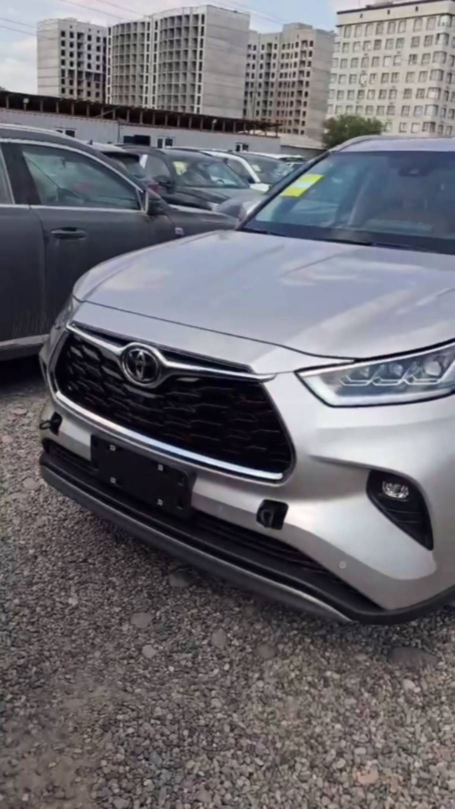 В пути Toyota Highlander 👇