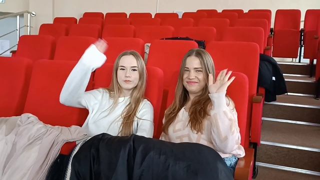 НУ ЧТО ЗА ПЕРВОКУРСНИКИ!