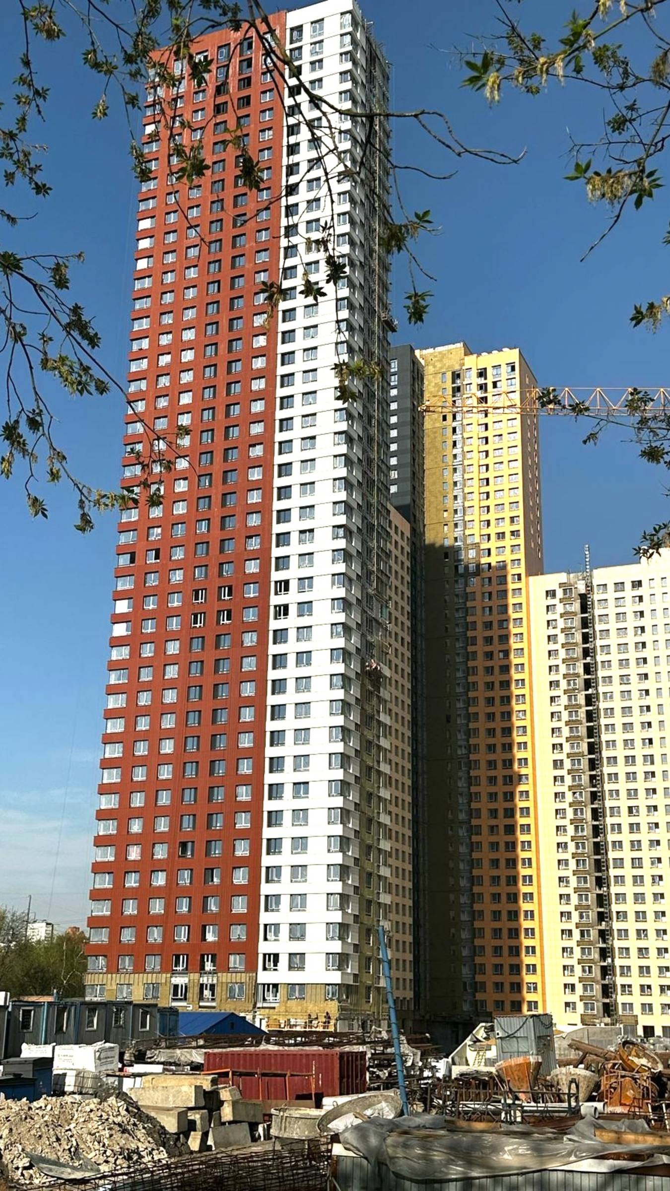 Продается квартира формата евро-3 в жилом комплексе Бизнес-класса «Sky Garden».
