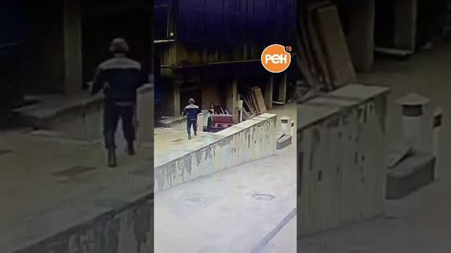 1000077390.mp4
