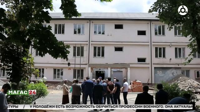 Магомет Тумгоев проверил ход капитального ремонта школ в Назрани