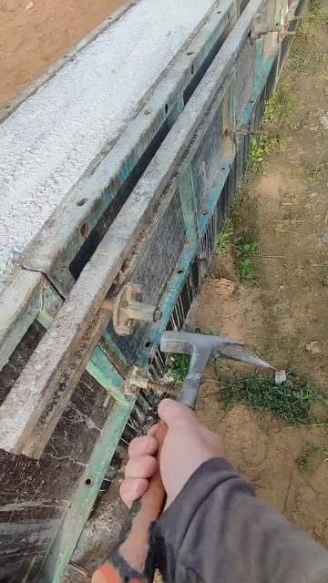 Молоток VS Стяжной винт / Строительство #construction #строительство #tools
