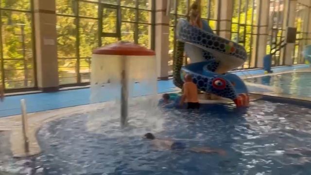 Бассейн Шексна пансионат в Вардане