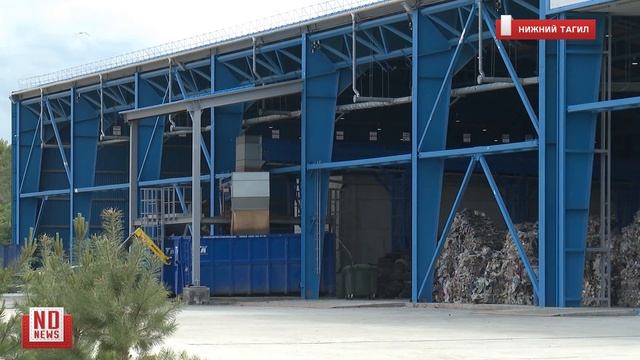 Депутатов отправили на сортировку мусора