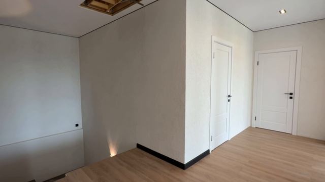 Трехэтажный дом 255 кв. м. с евроремонтом в коттеджном поселке «Смартвилль»