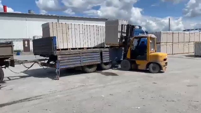 Газобетонные блоки от Уфимские ЖБИ по низким ценам с доставкой по Уфе и РБ.