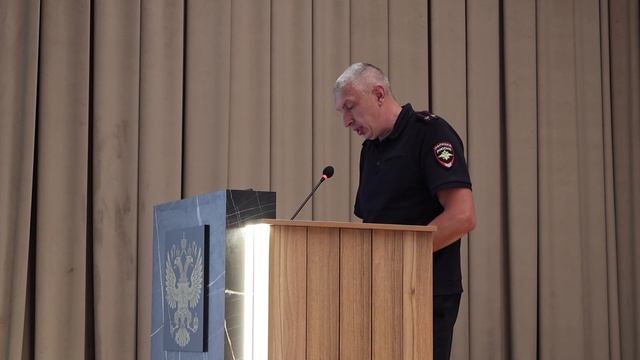 Ремонт коллектора по улице Шоссейной и летний отдых детей обсудили на Дне общественности в Армавире