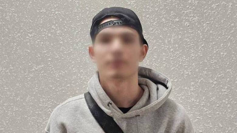 В Ставрополе молодой человек сбил пожилого мужчину с ног в ответ на замечание