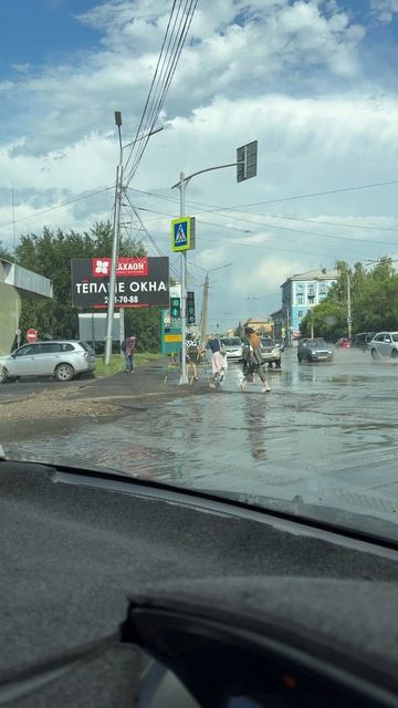 Люди тонут в Красноярске