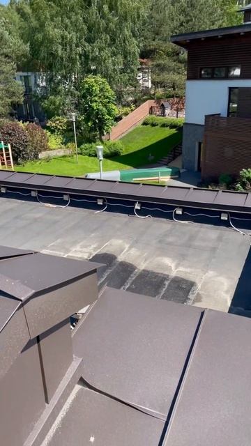 Обход и облицовка труб на фальцевой кровле Roof Service/ Bypass and lining of pipes on a seam roof
