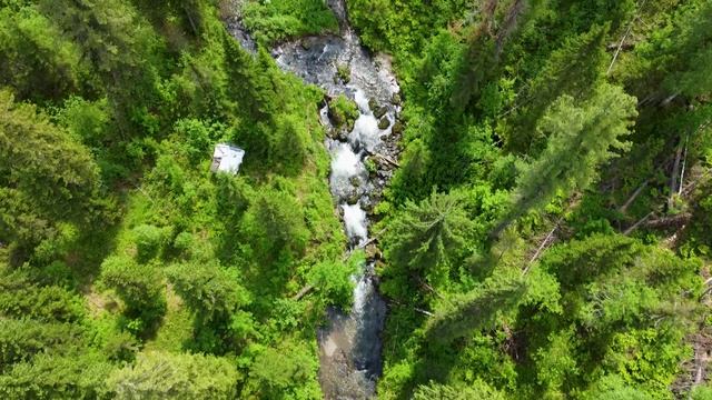 Мощные пороги реки Кизир, водопад Зайка // Красивые виды с высоты