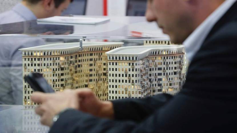 Эксперт назвал условия снижения цен на недвижимость в России