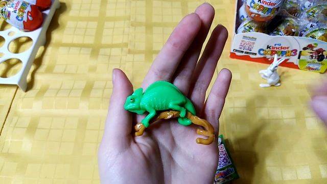 Открываем Киндер сюрпризы Натунс №7. Opening Kinder surprises Natuns №7.