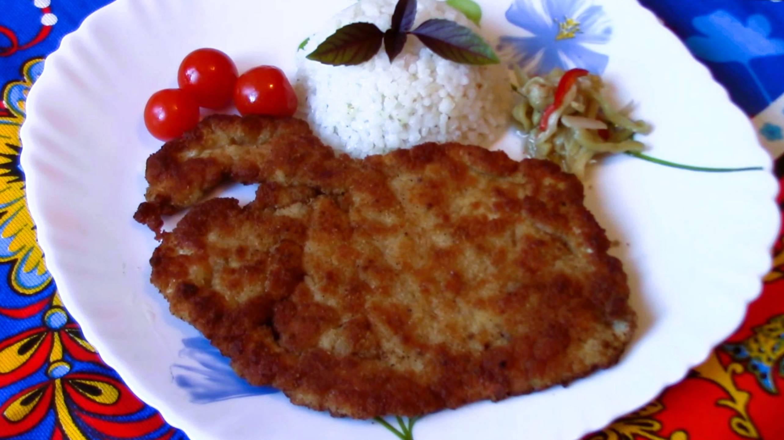 Нежные отбивные из куриной грудки.