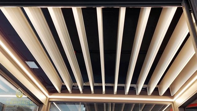 Презентация биоклиматической перголы от компании Golden Terrace.
