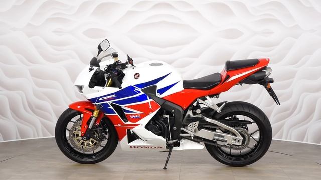 HONDA CBR 600RR vin PC40-1600915