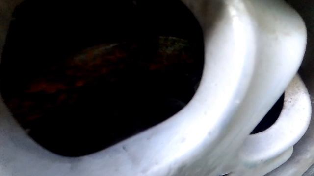 машина долго простояла на одном месте а когда поехали на автомобиле началась вибрация и бьёт кузов