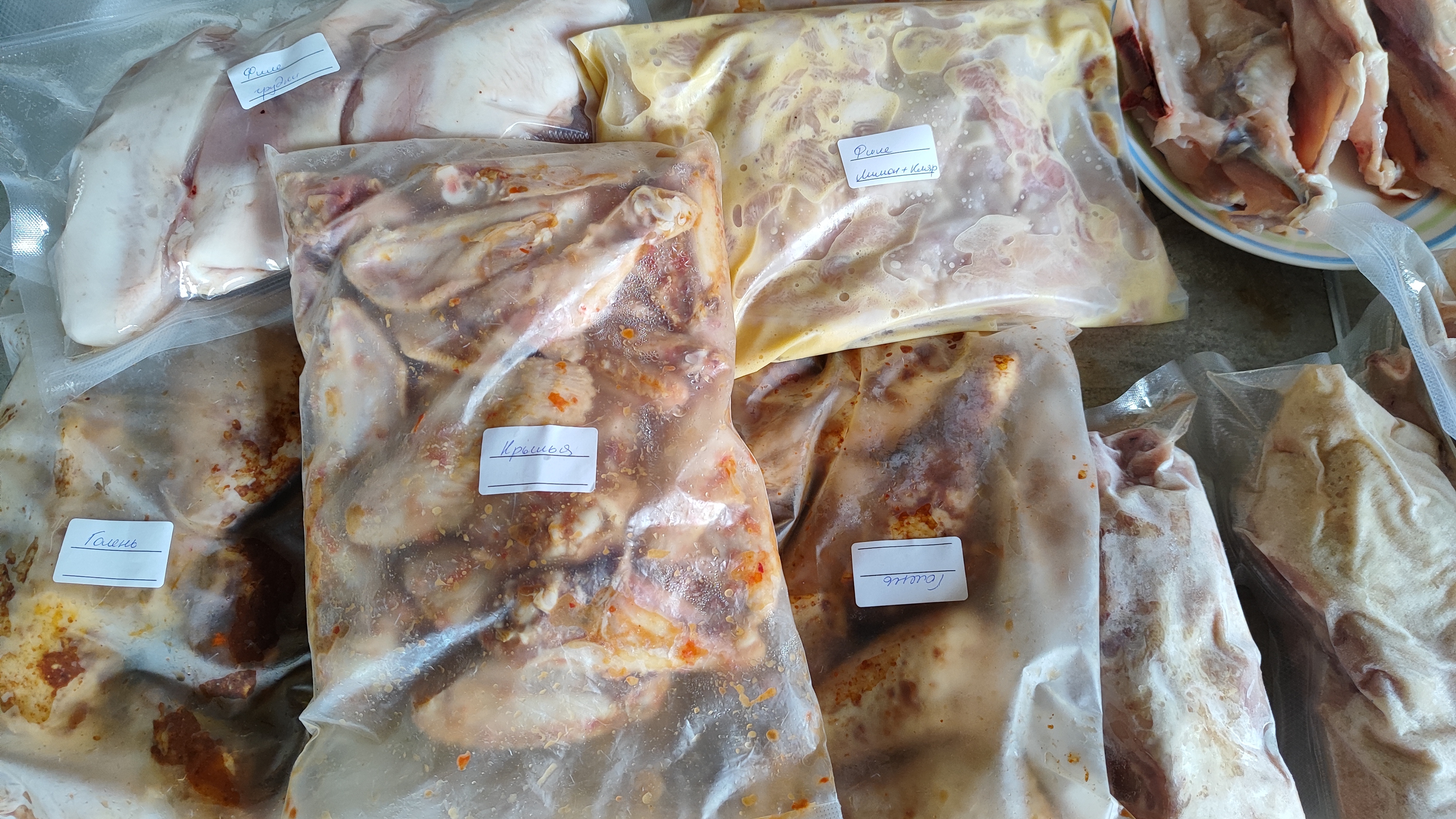 Заготовки на зиму из домашней курицы