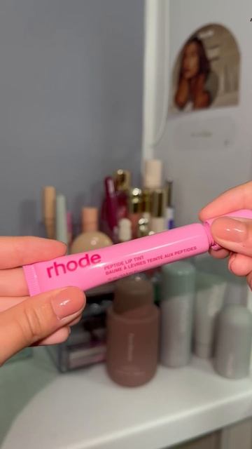 #recommended #lipgloss #makeup #lipstick #gisou #beauty #positivevibes#subscribe #rhode#rarebeauty