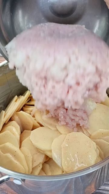 простой рецепт курицы с картошкой в духовке