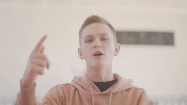 LIRA студия вокала В моменте