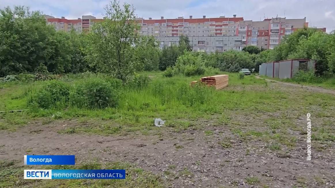 К строительству фундамента бассейна на улице Фрязиновской приступили в Вологде