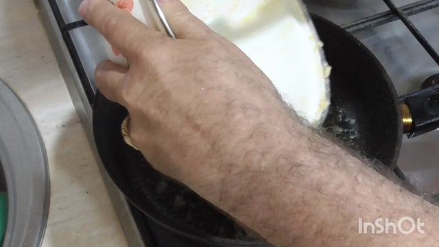 Яичница по адыгейский.