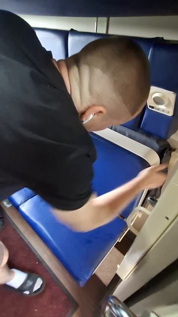 Был диван, стал кровать. Волшебное превращение