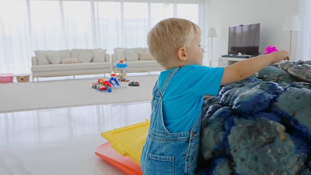 Диана и Рома Великолепное приключение Дианы и Ромы в Щенячьем патруле!