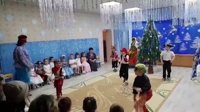 "Танец разбойников"