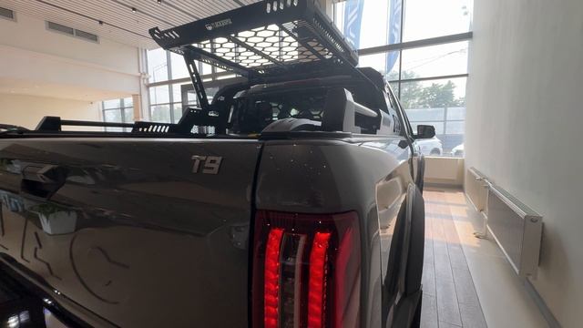 JAC T9 (EXPLORE) 2.0T AT 4WD Серая платина