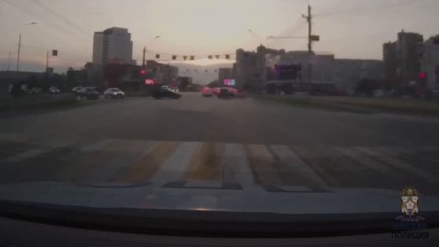 Полицейские оказали помощь подростку получившему серьезные ожоги лица