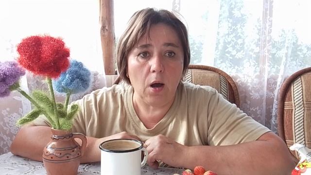 Утренний кофе с вкусняшками.