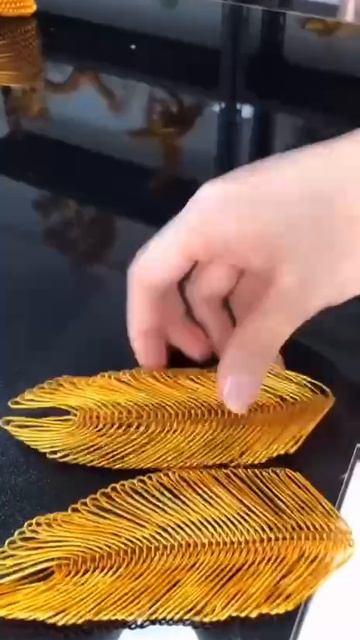 🙌🏼 Невероятная красота

Модель птицы из медной проволоки, невероятная ручная работа!