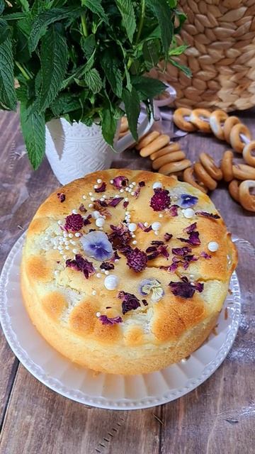 Вот такой пирог у нас сегодня к чаю!!! Вкуснятина!!!😋😋😋