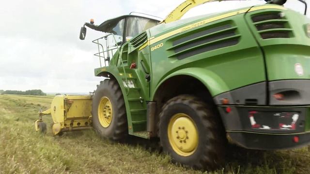 Зәй кырларында терлек азыгы әзерлиләр