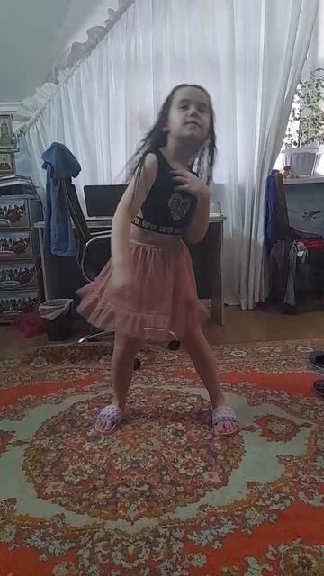 Танцую под сигма бой