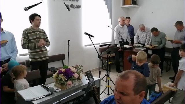 Путь к Голгофе далёк / общее пение