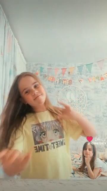 Like_7519899785518559427.mp4
